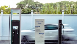 Cây sạc xe điện siêu nhanh xuất hiện tại Sài Gòn