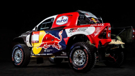 Toyota vào giải Dakar Rally 2022 với xe đua GR Hilux mới