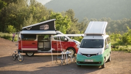 Hai xe cắm trại Nissan siêu gọn và đẹp