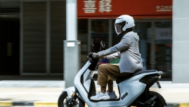 Honda khoe xe máy điện xinh xắn U-Go 2021