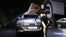 VMS 2022: Audi e-tron khoe SUV điện đậm chất thể thao, giá từ 2,97 tỷ đồng