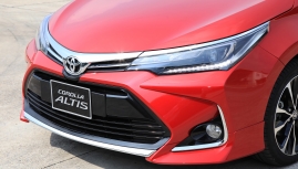 Toyoat Altis 2020 ra mắt thêm công nghệ, giảm giá bán