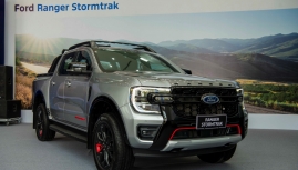 Ford Everest Platinum và Ranger Stormtrak có Giá, chỉ bán Online