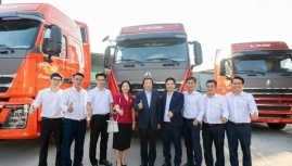Chủ tịch Đàm Húc Quang, ông chủ hãng xe tải Howo đi thị sát Việt Nam