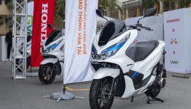 Honda hỗ trợ 70 xe máy PCX điện cho nghiên cứu cùng ĐH Công nghệ Giao thông Vận tải