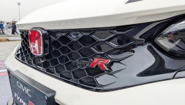 Honda Civic Type R công bố giá bán ngày cuối cùng năm 2022