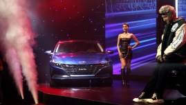 Hyundai Elantra 2023 dáng thể thao ra mắt với giá quá rẻ tại Việt Nam