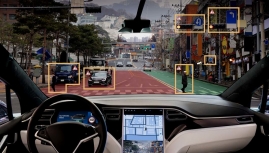 Hệ thống lái xe tự động Autopilot bị chính phủ Mỹ chính thức điều tra giám sát