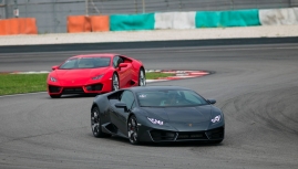 Lái Lamborghini “ĐIÊN” thế nào